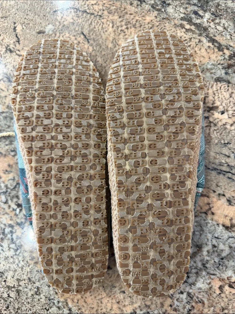 Sanuk Women's Teal and Rust Patterned Espadrille Lace-Up
